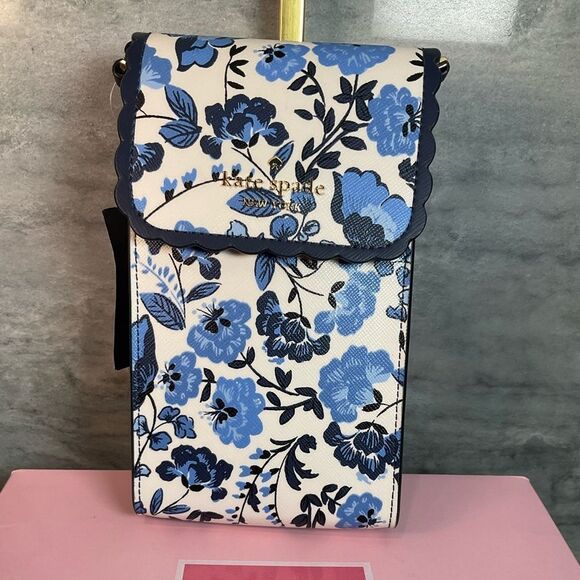 kate spade Handbags - Kate Spade Madison Vase‎ Floral North South Crossbody